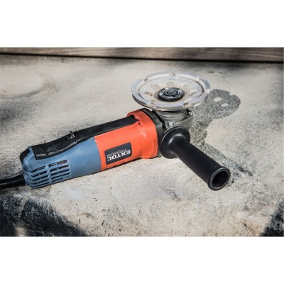 Sarokcsiszológép 125mm 900W
